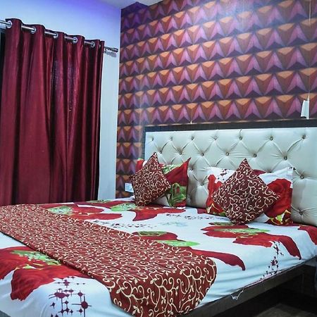 Hotel Dilip Ιντόρ Εξωτερικό φωτογραφία