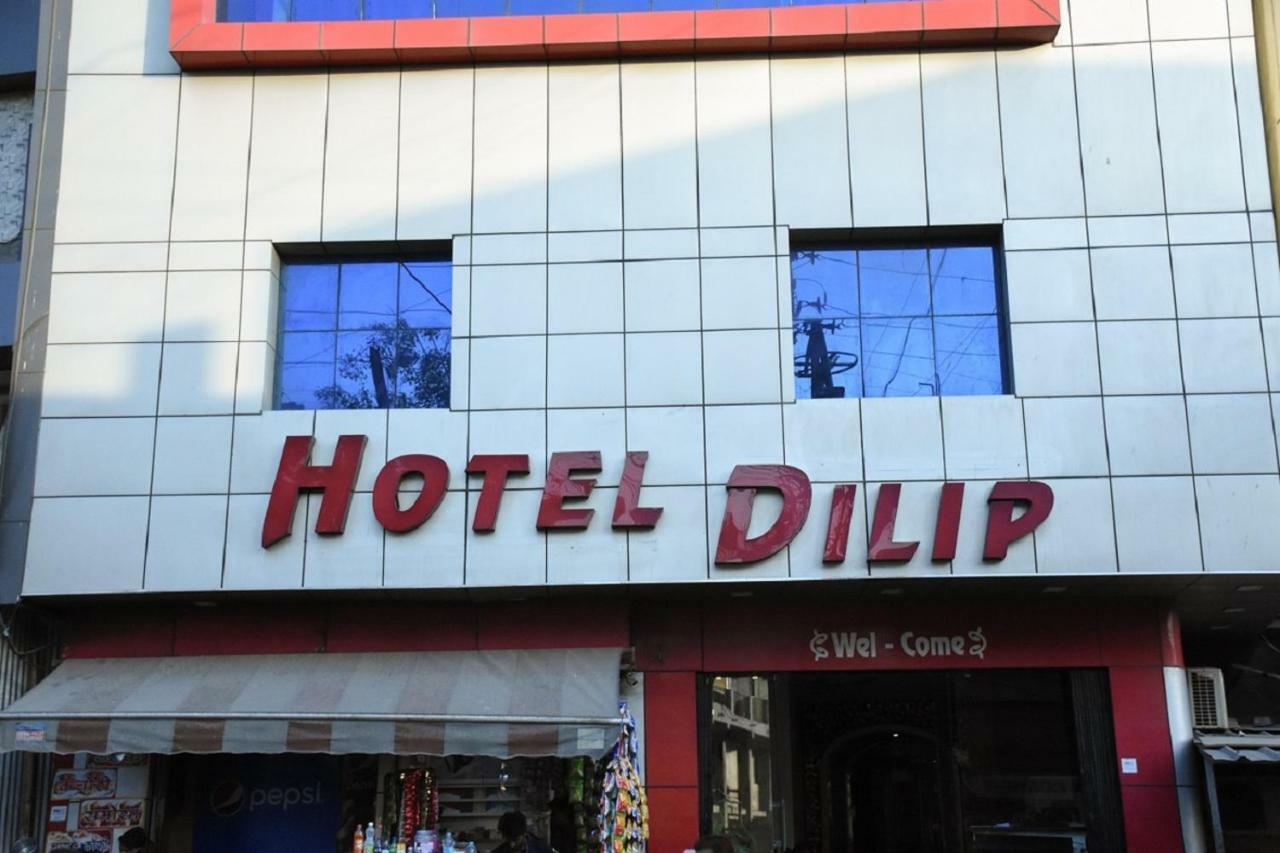 Hotel Dilip Ιντόρ Εξωτερικό φωτογραφία